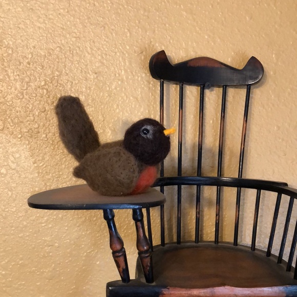 Needle Felted American Robin Bird - Picture 2 of 15